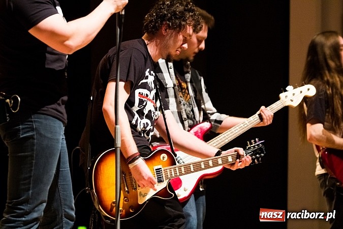 Zdjęcie w galerii na portalu naszraciborz.pl: Mocne rockowe brzmienie na deskach RCK wiadomości z regionu