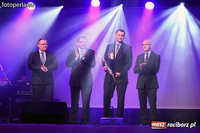 Zdjęcie w galerii na portalu naszraciborz.pl: Gala biznesu. Pietrowice Wielkie po raz dziesiąty wręczyły gospodarcze Oskary wiadomości z regionu