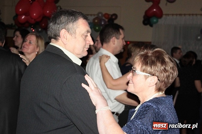 Zdjęcie w galerii na portalu naszraciborz.pl: Wojnowiczanie szaleli na balu walentynkowym wiadomości z regionu