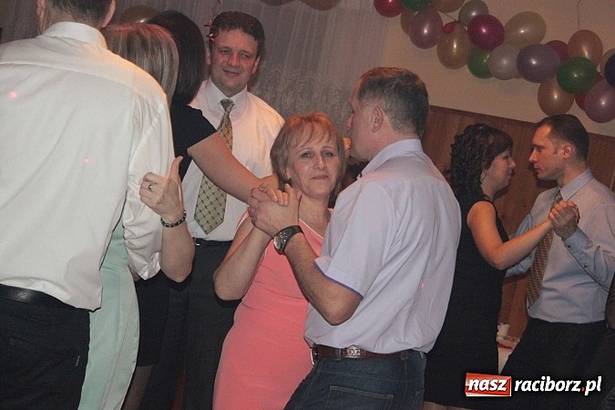 Zdjęcie w galerii na portalu naszraciborz.pl: Wojnowiczanie szaleli na balu walentynkowym wiadomości z regionu