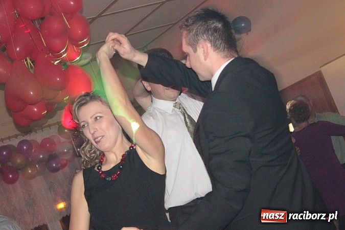 Zdjęcie w galerii na portalu naszraciborz.pl: Wojnowiczanie szaleli na balu walentynkowym wiadomości z regionu