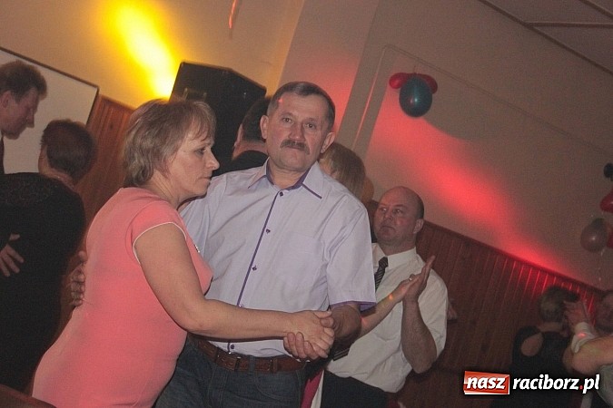 Zdjęcie w galerii na portalu naszraciborz.pl: Wojnowiczanie szaleli na balu walentynkowym wiadomości z regionu