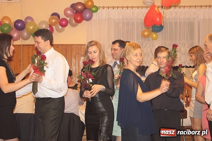 Zdjęcie w galerii na portalu naszraciborz.pl: Wojnowiczanie szaleli na balu walentynkowym wiadomości z regionu