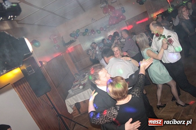 Zdjęcie w galerii na portalu naszraciborz.pl: Wojnowiczanie szaleli na balu walentynkowym wiadomości z regionu