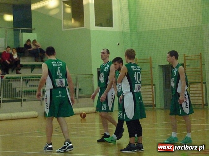 Zdjęcie w galerii na portalu naszraciborz.pl: Koszykówka. Dywyta lepsza od RKK  wiadomości z regionu