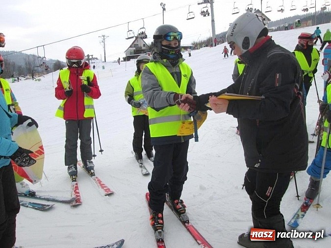 Zdjęcie w galerii na portalu naszraciborz.pl: Narciarstwo w wykonaniu tenisistów TKKF RAFAKO wiadomości z regionu