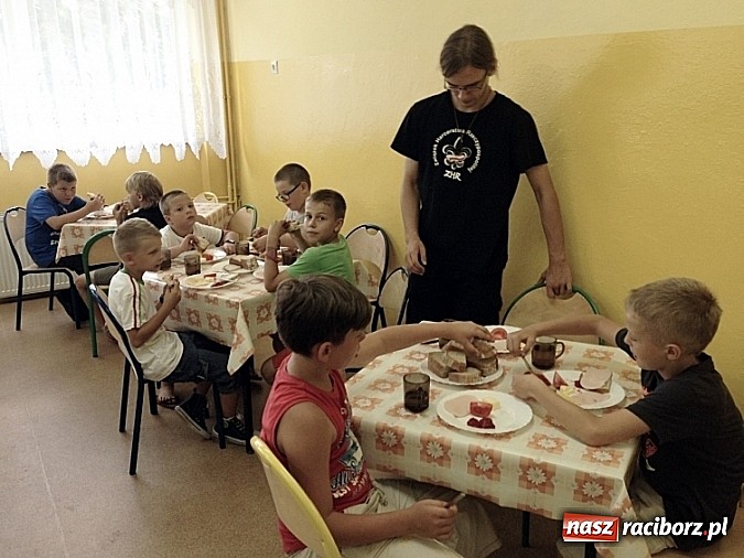 Zdjęcie w galerii na portalu naszraciborz.pl: Rok z życia raciborskich Zuchów wiadomości z regionu