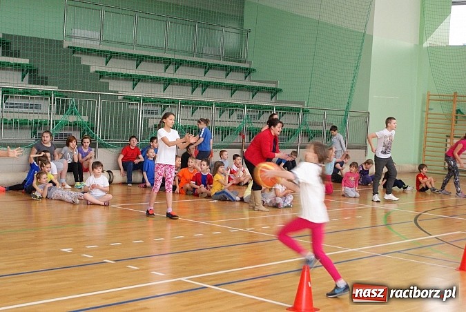 Zdjęcie w galerii na portalu naszraciborz.pl: Półmetek ferii w klubach SM Nowoczesna wiadomości z regionu