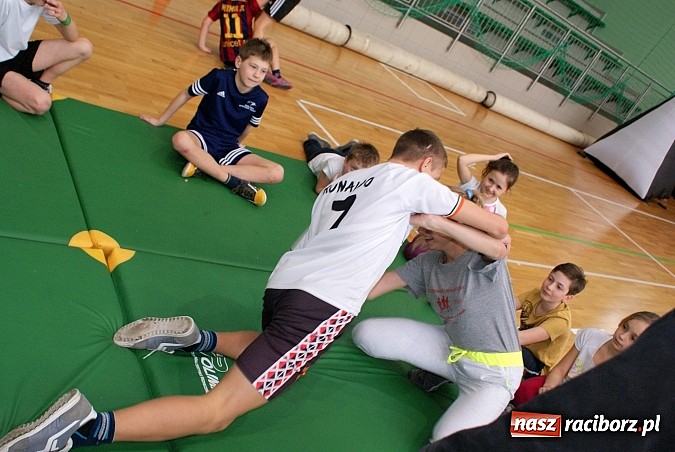 Zdjęcie w galerii na portalu naszraciborz.pl: Półmetek ferii w klubach SM Nowoczesna wiadomości z regionu
