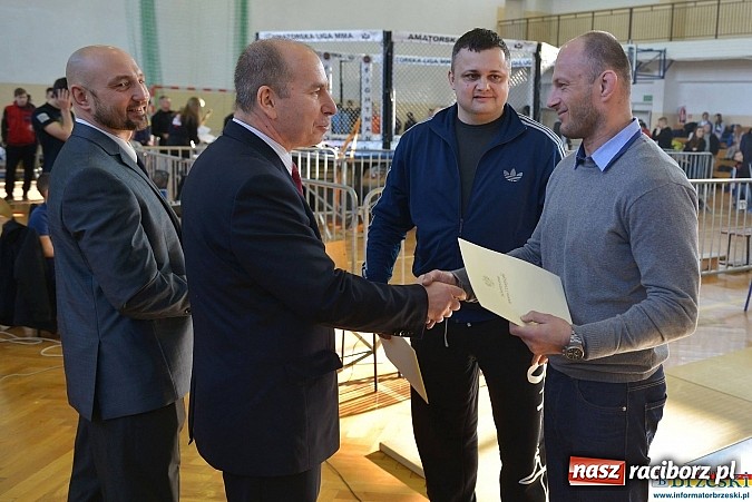 Zdjęcie w galerii na portalu naszraciborz.pl: Łamatorzy na Pucharze Polski w Borzęcinie wiadomości z regionu