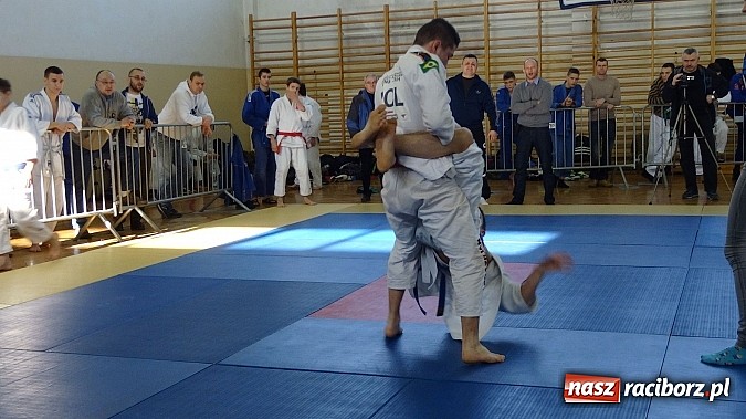 Zdjęcie w galerii na portalu naszraciborz.pl: Łamatorzy na Pucharze Polski w Borzęcinie wiadomości z regionu