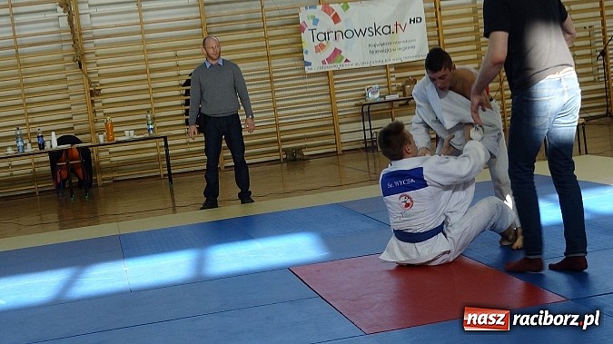 Zdjęcie w galerii na portalu naszraciborz.pl: Łamatorzy na Pucharze Polski w Borzęcinie wiadomości z regionu