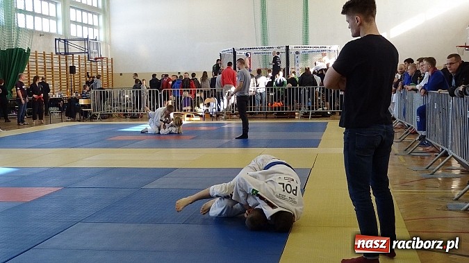 Zdjęcie w galerii na portalu naszraciborz.pl: Łamatorzy na Pucharze Polski w Borzęcinie wiadomości z regionu