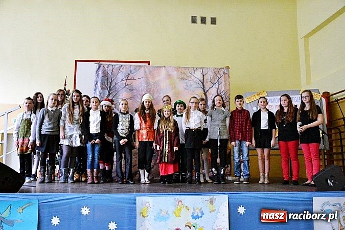 Zdjęcie w galerii na portalu naszraciborz.pl: Obcojęzyczne kolędowanie w Pietrowicach Wielkich wiadomości z regionu