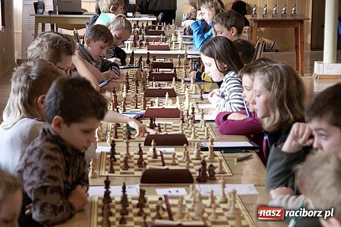 Zdjęcie w galerii na portalu naszraciborz.pl: Szachowe zmagania w Turnieju o Puchar Prezydenta Raciborza wiadomości z regionu