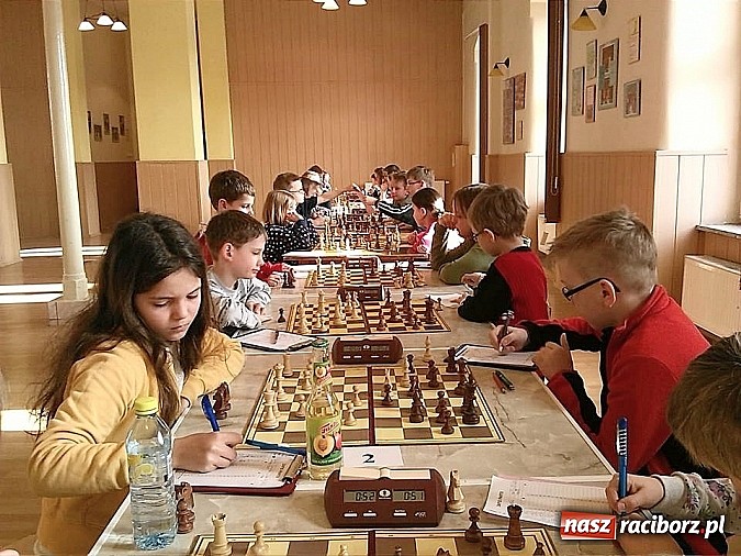 Zdjęcie w galerii na portalu naszraciborz.pl: Szachowe zmagania w Turnieju o Puchar Prezydenta Raciborza wiadomości z regionu