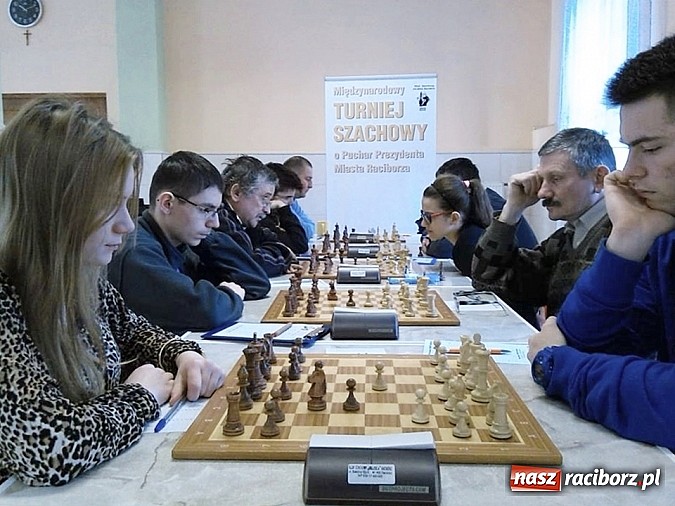 Zdjęcie w galerii na portalu naszraciborz.pl: Szachowe zmagania w Turnieju o Puchar Prezydenta Raciborza wiadomości z regionu
