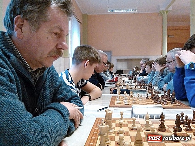 Zdjęcie w galerii na portalu naszraciborz.pl: Szachowe zmagania w Turnieju o Puchar Prezydenta Raciborza wiadomości z regionu