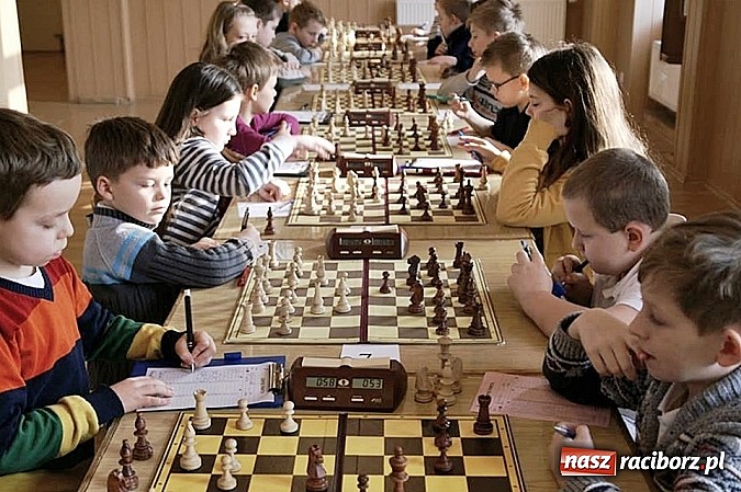 Zdjęcie w galerii na portalu naszraciborz.pl: Szachowe zmagania w Turnieju o Puchar Prezydenta Raciborza wiadomości z regionu