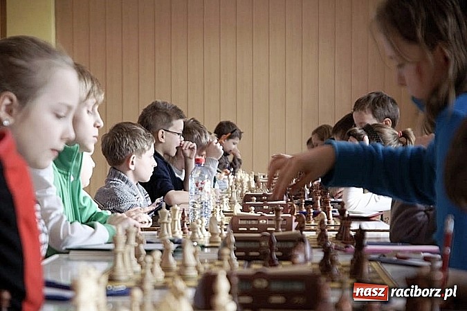 Zdjęcie w galerii na portalu naszraciborz.pl: Szachowe zmagania w Turnieju o Puchar Prezydenta Raciborza wiadomości z regionu