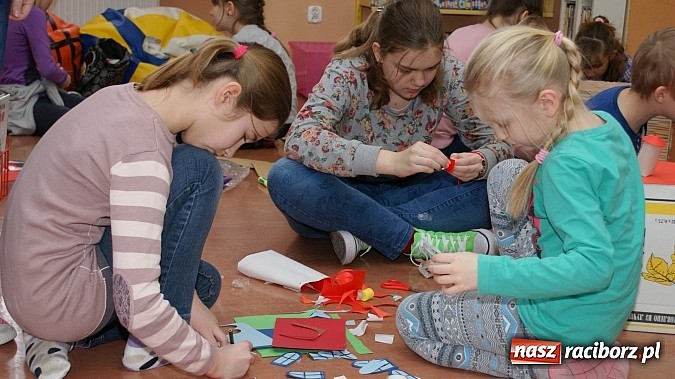Zdjęcie w galerii na portalu naszraciborz.pl: Magicznych Ferii w Bibliotece ciąg dalszy. Dzieci nie mają czasu na nudę!  wiadomości z regionu