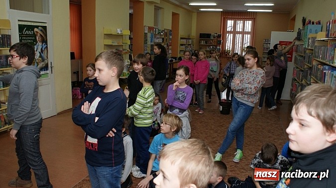 Zdjęcie w galerii na portalu naszraciborz.pl: Magicznych Ferii w Bibliotece ciąg dalszy. Dzieci nie mają czasu na nudę!  wiadomości z regionu