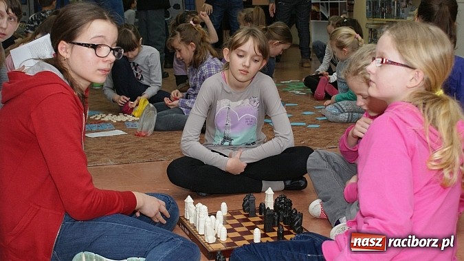 Zdjęcie w galerii na portalu naszraciborz.pl: Magicznych Ferii w Bibliotece ciąg dalszy. Dzieci nie mają czasu na nudę!  wiadomości z regionu