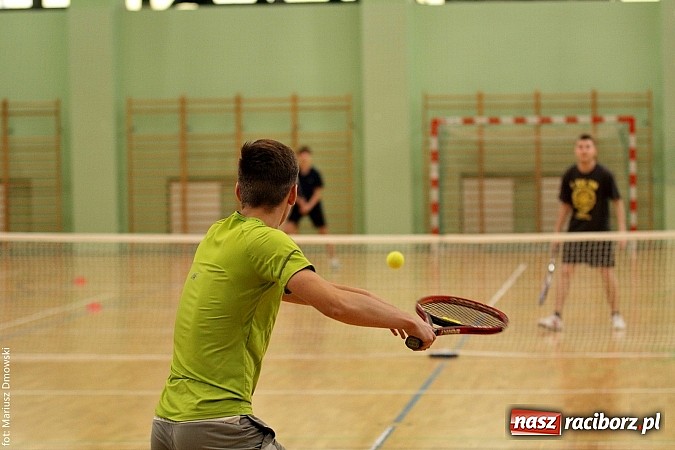 Zdjęcie w galerii na portalu naszraciborz.pl: Tenis ziemny na Arenie Rafako wiadomości z regionu