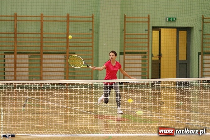 Zdjęcie w galerii na portalu naszraciborz.pl: Tenis ziemny na Arenie Rafako wiadomości z regionu