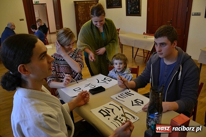 Zdjęcie w galerii na portalu naszraciborz.pl: Spotkanie z kulturą Japonii na Zamku Piastowskim wiadomości z regionu