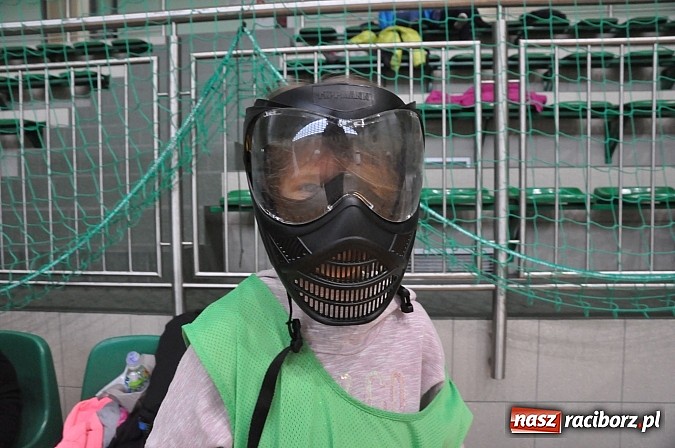 Zdjęcie w galerii na portalu naszraciborz.pl: Arena Rafako zamieniła się w teren bitwy łuczniczej wiadomości z regionu