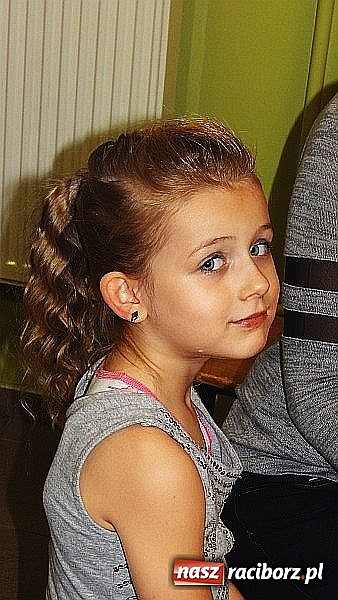 Zdjęcie w galerii na portalu naszraciborz.pl: Biwak i pokaz mody w ramach ferii ze świetlicą w Wojnowicach wiadomości z regionu