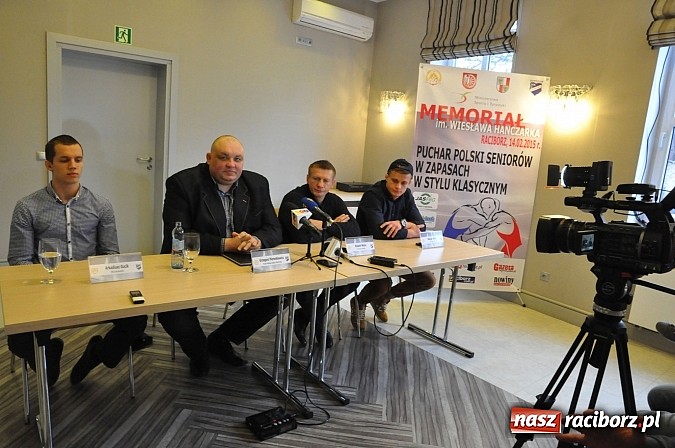 Zdjęcie w galerii na portalu naszraciborz.pl: Trzech raciborzan walczy o bilet do Rio de Janeiro. W sobotę zobaczymy ich na matach w Raciborzu wiadomości z regionu