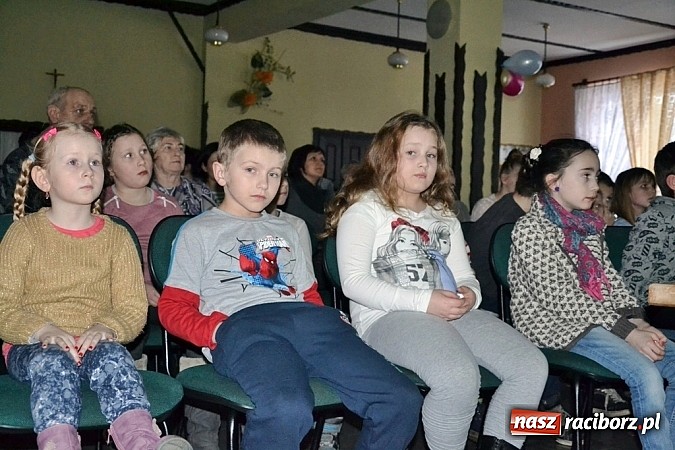 Zdjęcie w galerii na portalu naszraciborz.pl: Ptaki egzotyczne ściągnęły większą publikę! wiadomości z regionu