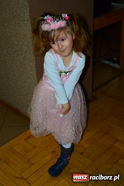 Zdjęcie w galerii na portalu naszraciborz.pl: Bal przebierańców z krzanowickim DFK wiadomości z regionu