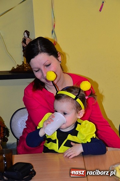 Zdjęcie w galerii na portalu naszraciborz.pl: Bal przebierańców z krzanowickim DFK wiadomości z regionu