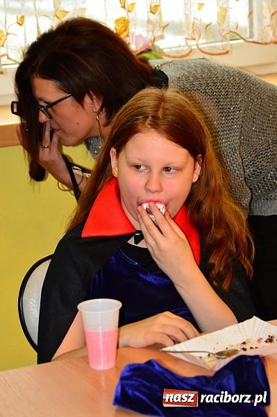 Zdjęcie w galerii na portalu naszraciborz.pl: Bal przebierańców z krzanowickim DFK wiadomości z regionu