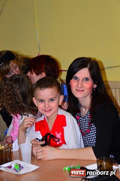 Zdjęcie w galerii na portalu naszraciborz.pl: Bal przebierańców z krzanowickim DFK wiadomości z regionu