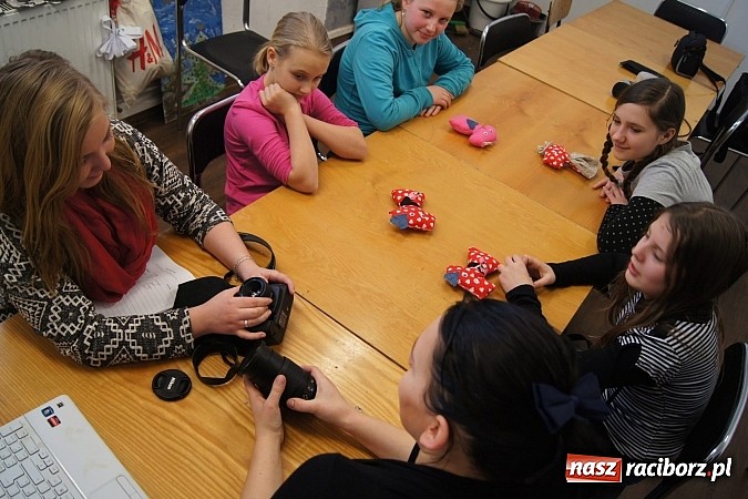 Zdjęcie w galerii na portalu naszraciborz.pl: Dzieci w Nędzy w ferie się nie nudzą: uczyły się fotografii wiadomości z regionu