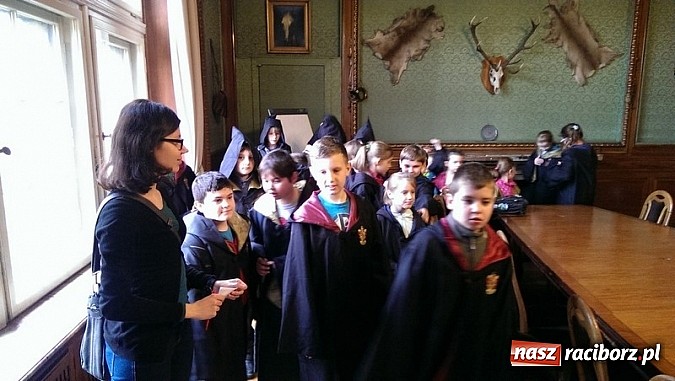 Zdjęcie w galerii na portalu naszraciborz.pl: Szkoła Magii i Czarodziejstwa w Mosznej wiadomości z regionu