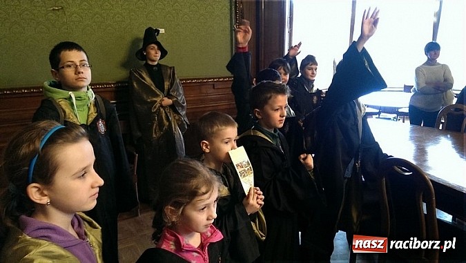 Zdjęcie w galerii na portalu naszraciborz.pl: Szkoła Magii i Czarodziejstwa w Mosznej wiadomości z regionu