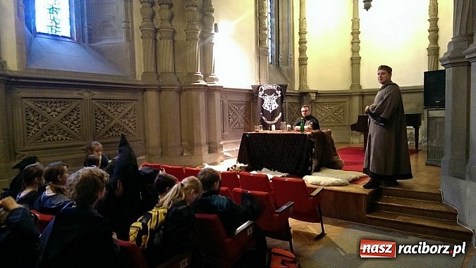 Zdjęcie w galerii na portalu naszraciborz.pl: Szkoła Magii i Czarodziejstwa w Mosznej wiadomości z regionu