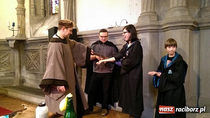 Zdjęcie w galerii na portalu naszraciborz.pl: Szkoła Magii i Czarodziejstwa w Mosznej wiadomości z regionu