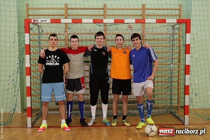 Zdjęcie w galerii na portalu naszraciborz.pl: Husaria najlepsza w halówce  wiadomości z regionu