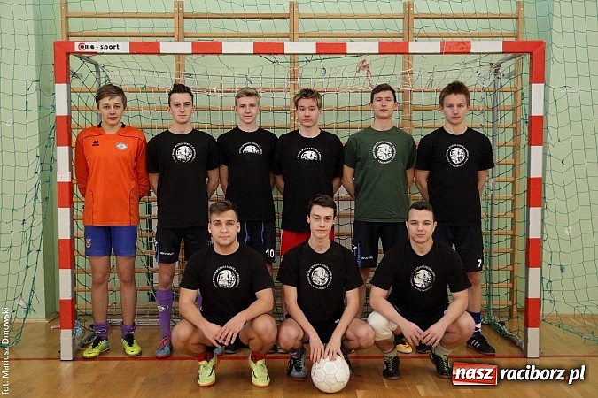 Zdjęcie w galerii na portalu naszraciborz.pl: Husaria najlepsza w halówce  wiadomości z regionu