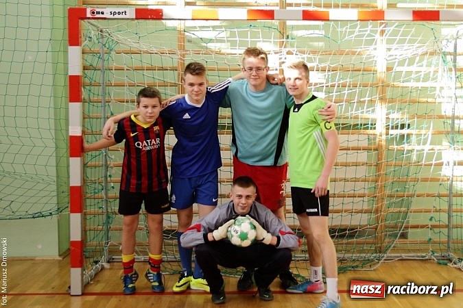 Zdjęcie w galerii na portalu naszraciborz.pl: Husaria najlepsza w halówce  wiadomości z regionu