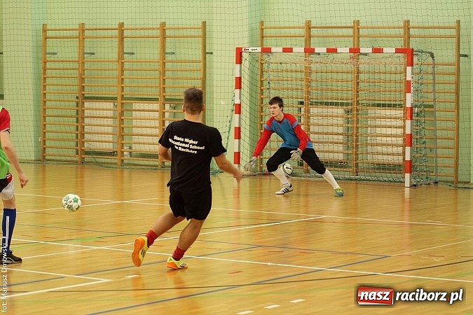 Zdjęcie w galerii na portalu naszraciborz.pl: Husaria najlepsza w halówce  wiadomości z regionu