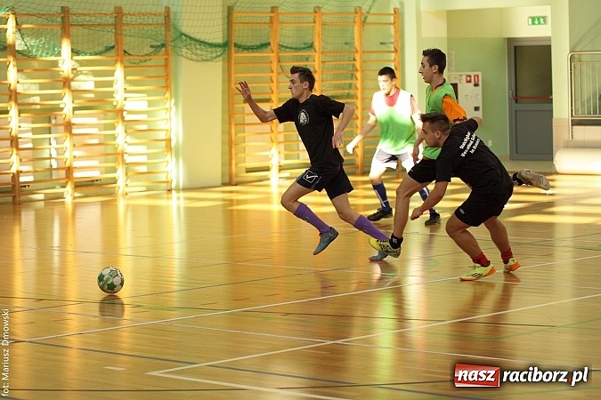 Zdjęcie w galerii na portalu naszraciborz.pl: Husaria najlepsza w halówce  wiadomości z regionu