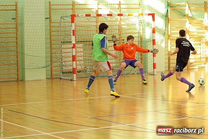Zdjęcie w galerii na portalu naszraciborz.pl: Husaria najlepsza w halówce  wiadomości z regionu