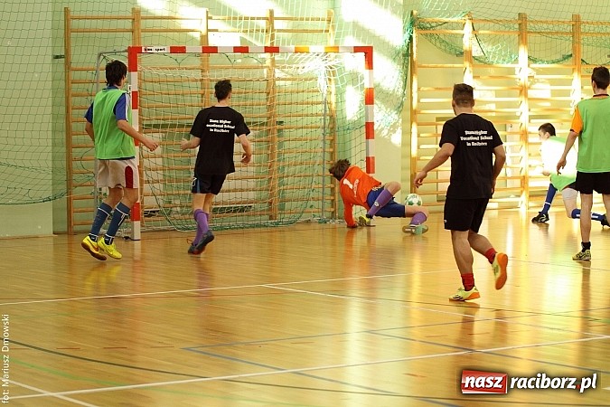 Zdjęcie w galerii na portalu naszraciborz.pl: Husaria najlepsza w halówce  wiadomości z regionu